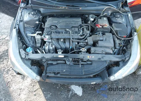 2023 Hyundai Elantra Sel z USA, uszkodzony, nr VIN KMHLM4AG1PU547541